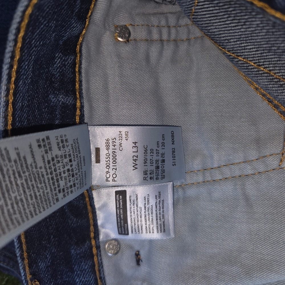Levi's 550 Relaxed Fit 42x34 Men's Cotton Straight Leg Jeans Dark Stonewash NWT - Picture 7 of 7